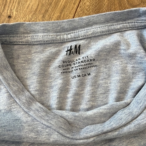 Men’s H&M T-shirt, size medium - Picture 2 of 2